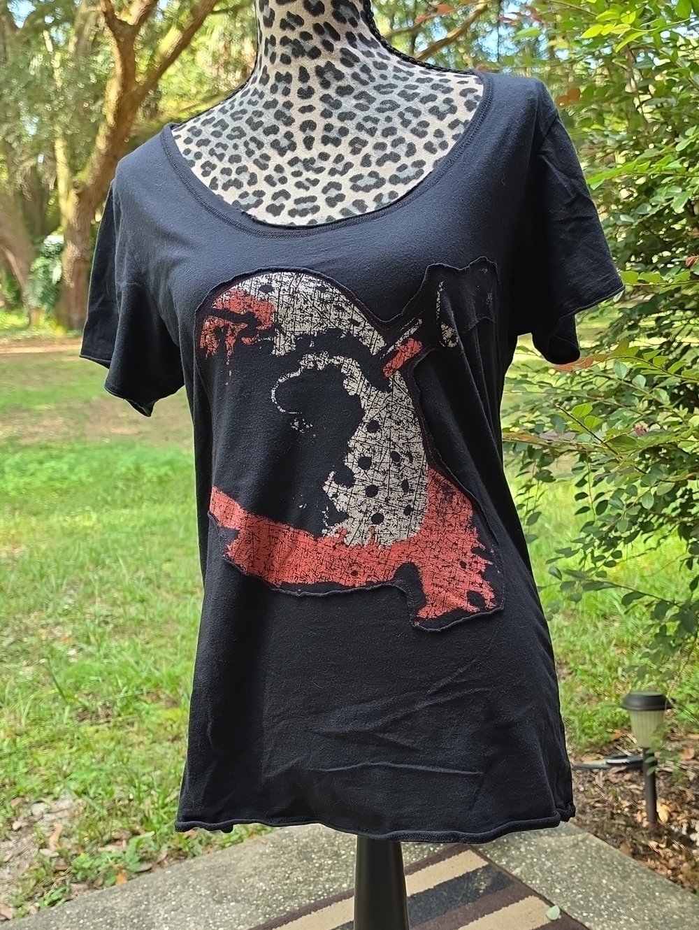Black Scoop Neck Women's Tee with Distressed Red & Cream Graphic